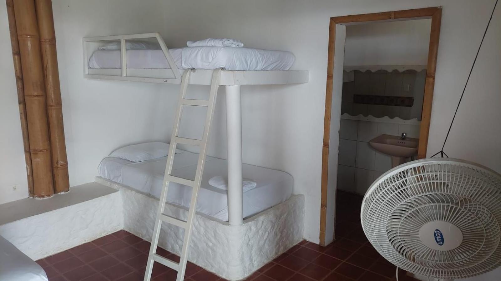 Caramba Hospedaje Hotel Tonsupa Værelse billede